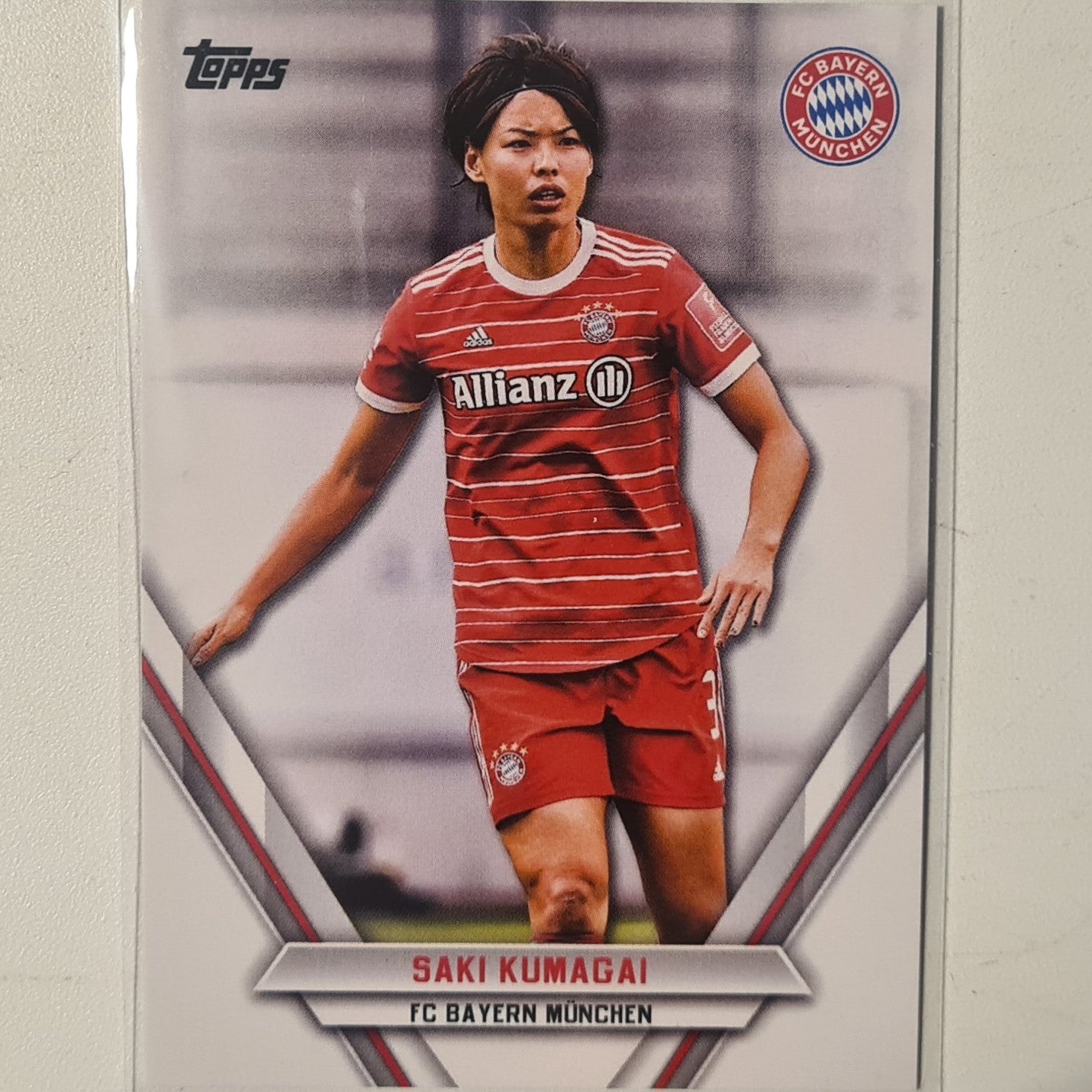 Saki Kumagai 2023 Topps Bundesliga ( German issue) FCB-SK Soccer Football Bayern Munich mint Sleeved