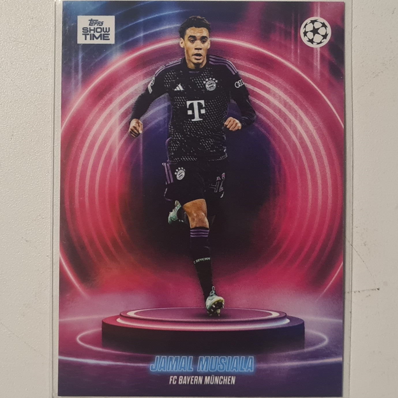 Jamal Musiala 2024 Topps show time champions league Football Bayern Munich Ex-Mint Sleeved