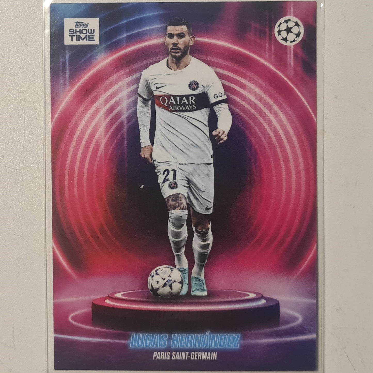 Lucas Hernandez 2024 Topps show time champions league Football Paris Saint-Germain Ex-Mint Sleeved