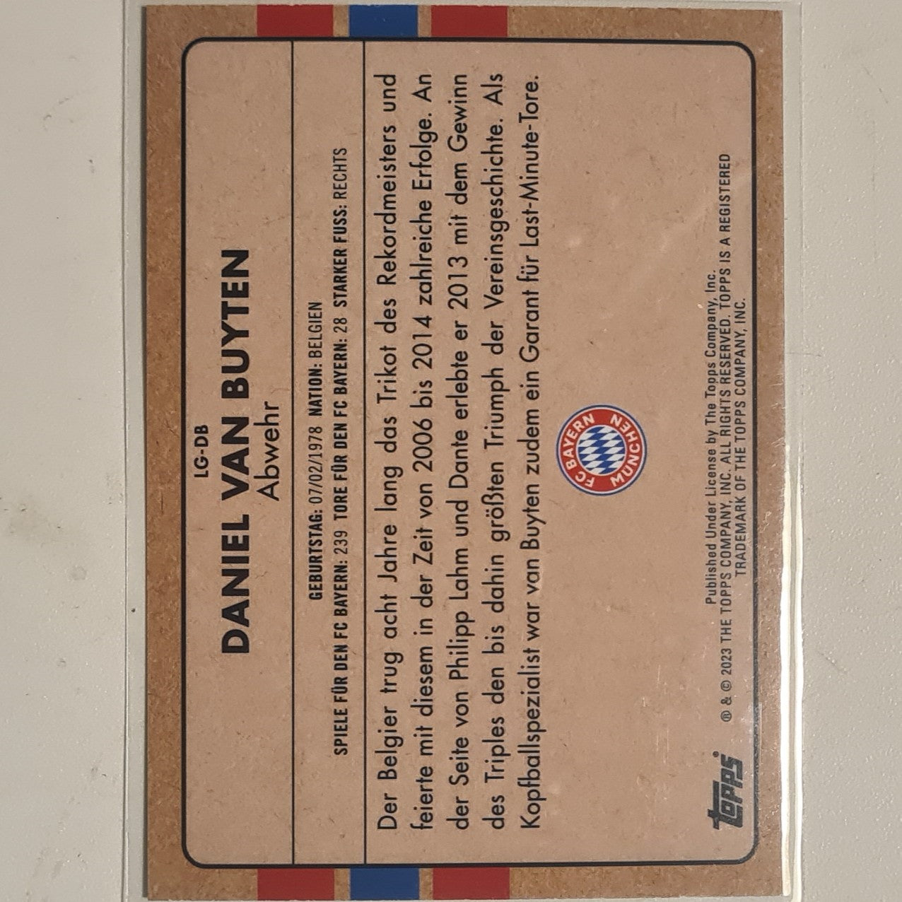 Daniel Van Buyten Topps 2023 Bayern Munich German issue set refractor LG-DB football mint sleeved