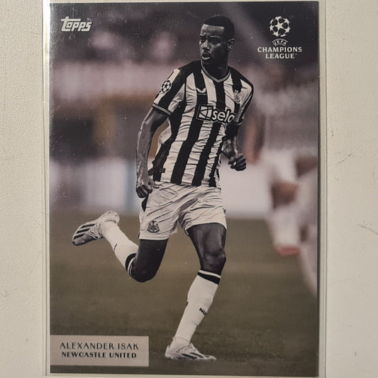 Alexander Isak 2024 Topps Simplicidad champions league Football Newcastle United ex-mint sleeved