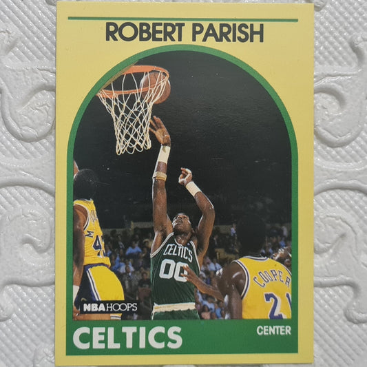 Robert Parish 1989 NBA Hoops #8 NBA Basketball Boston Celtics Excellent+ sleeved