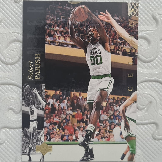 Robert Parish 1994 Upper-Deck #30 NBA Basketball Boston Celtics Excellent+ sleeved