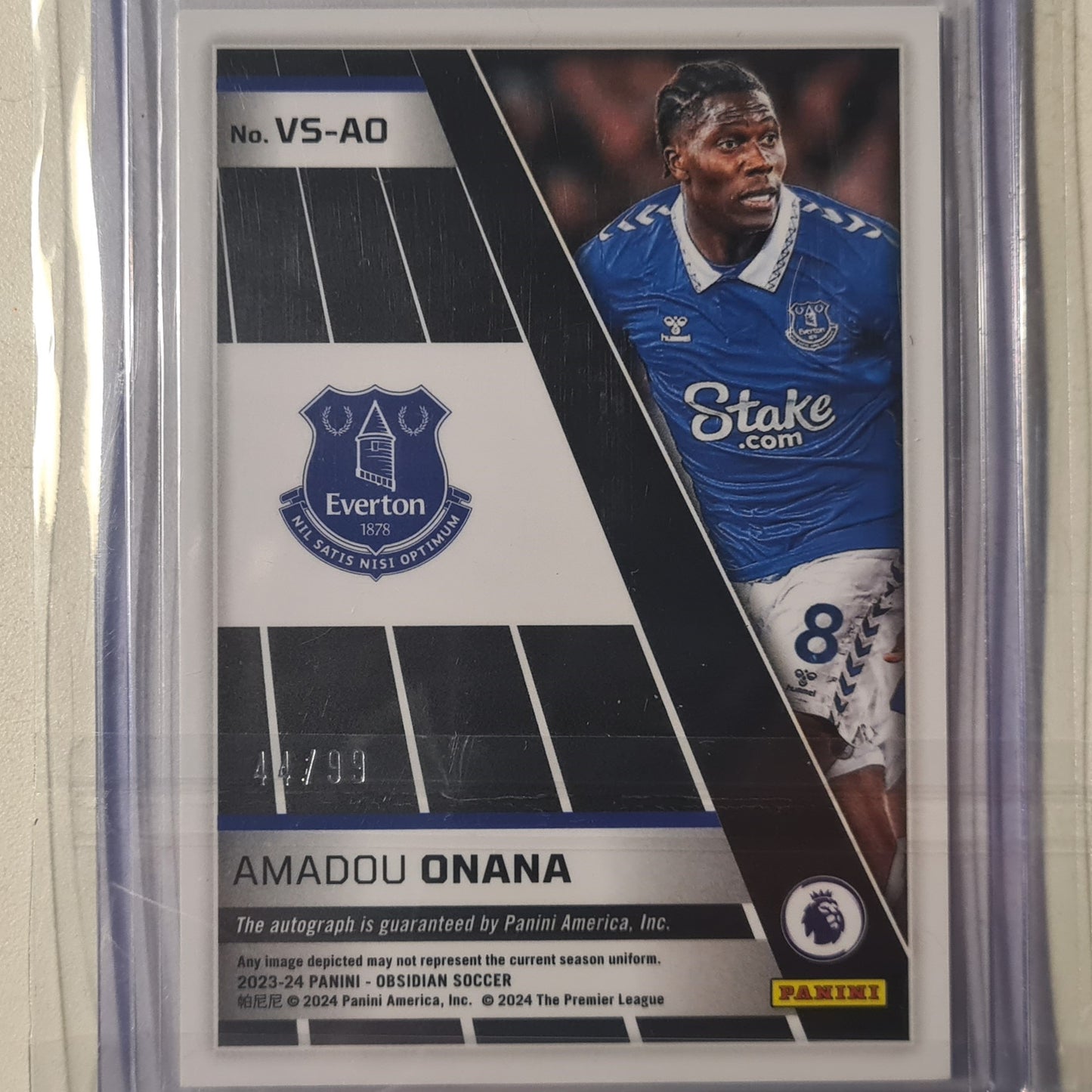 Amadou Onana 2023-24 Panini Obsidian Soccer Volcanic Auto 44/99 VS-AO football Everton mint sleeved