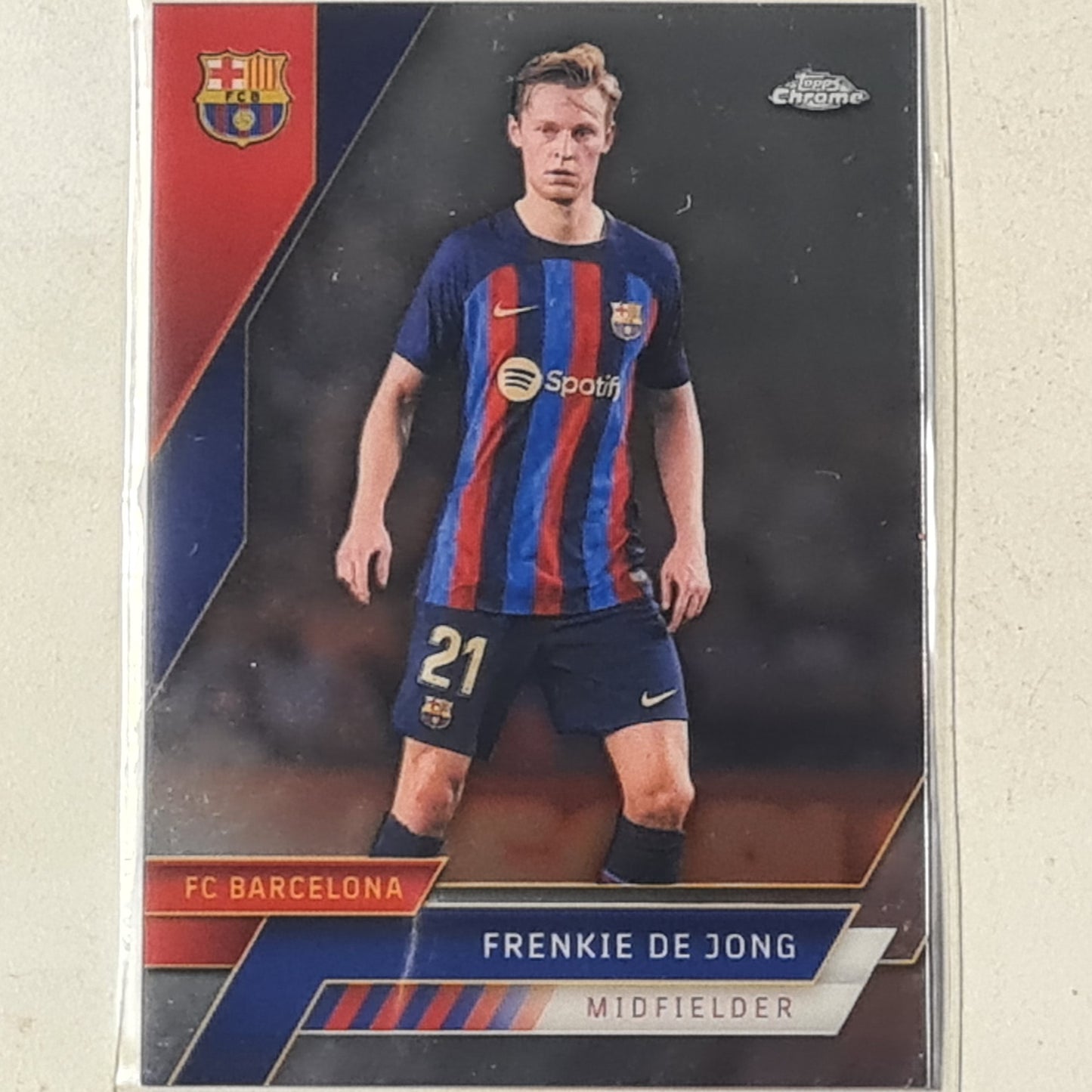 Frenkie De Jong 2023 Topps Chrome Barcelona set #82 football Barcelona ex-Mint sleeved