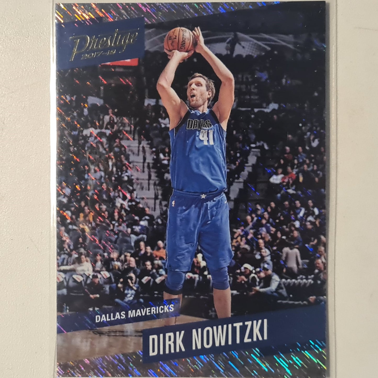 Dirk Nowitzki 2017-18  Panini Prestige Rain Variant #76 NBA Basketball Dallas Mavericks excellent sleeved