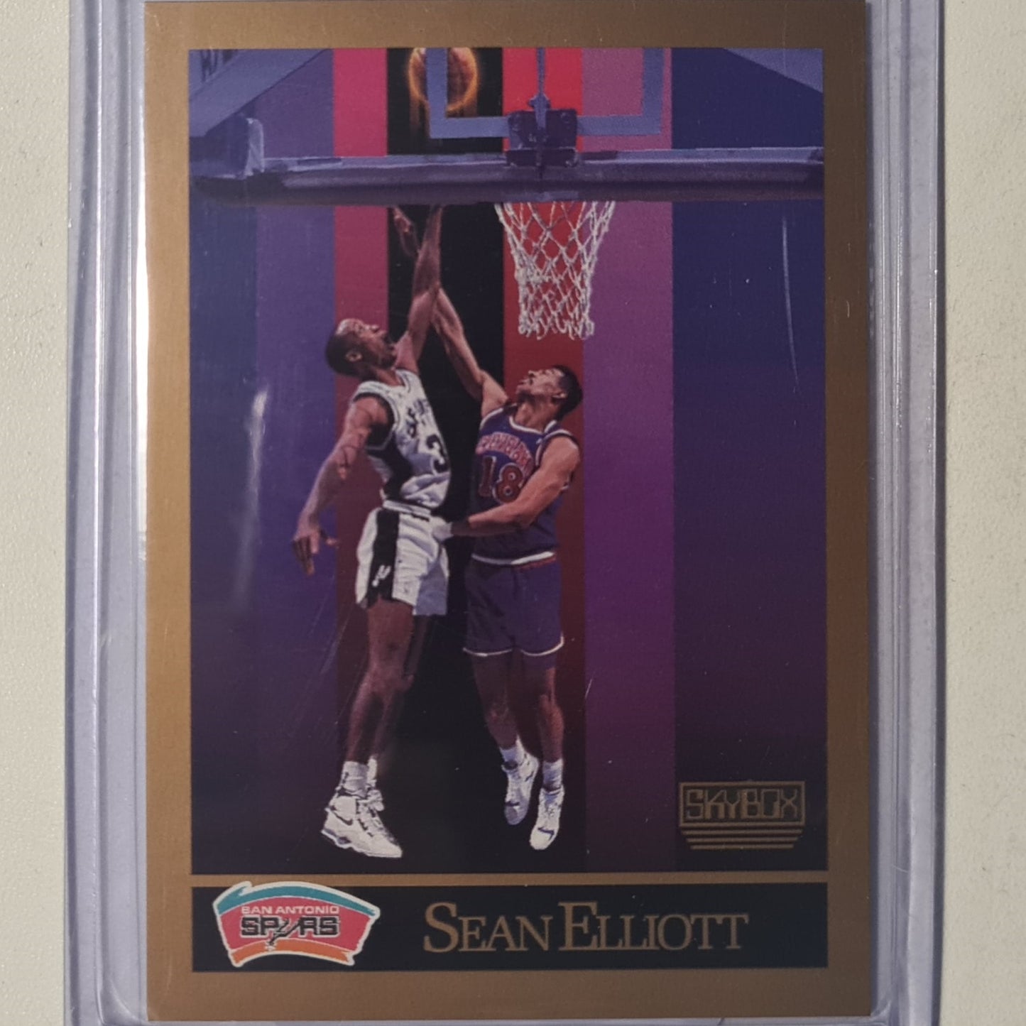 Sean Elliott 1990 Skybox inaugural #256 NBA Basketball San Antonio Spurs excellent NR mint sleeved