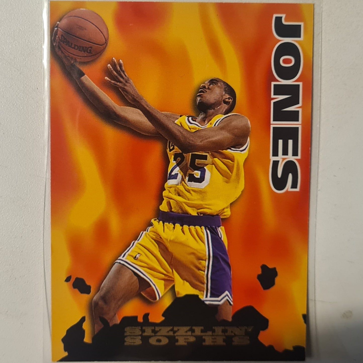 Eddie jones 1995 Skybox NBA Hoops Sizzlin Sophs #201  NBA Basketball LA Lakers Excellent+