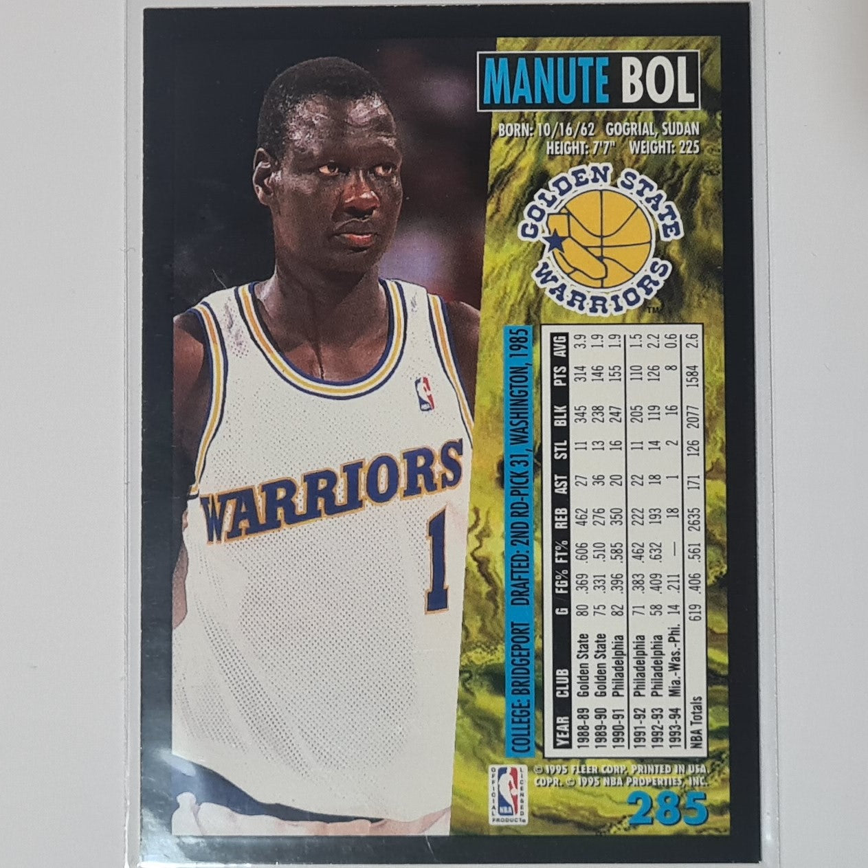 Manute Bol 1995 Fleer 94-95 gold splash variant #285 NBA Basketball Golden State Warriors Excellent Sleeved