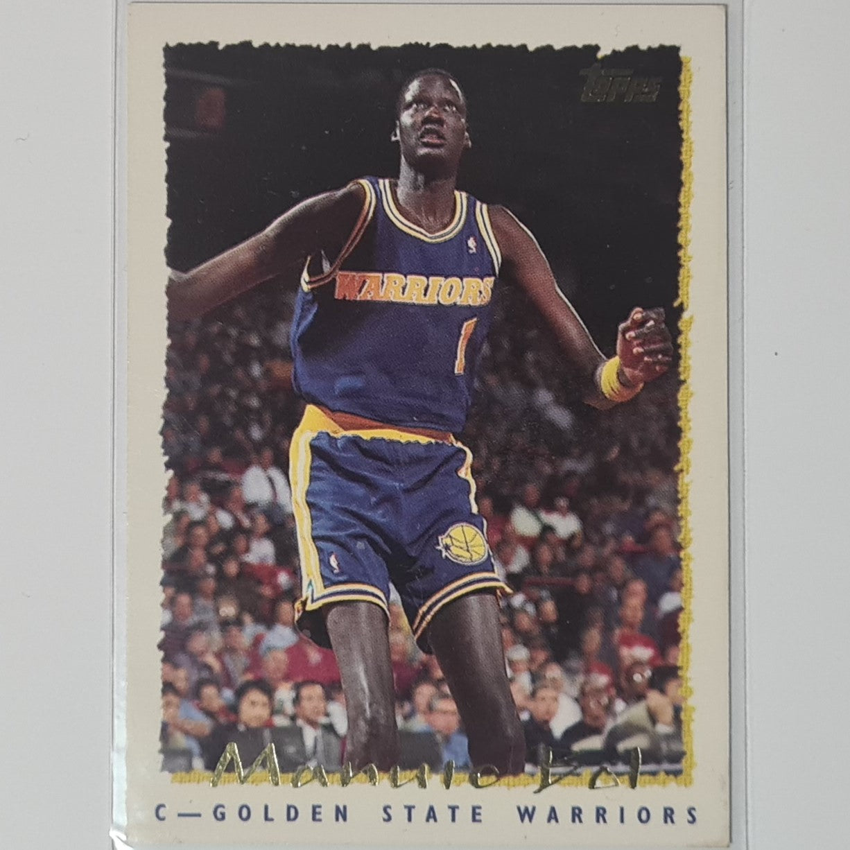 Manute Bol 1995 Topps  #386 NBA Basketball Golden State Warriors very good Sleeved