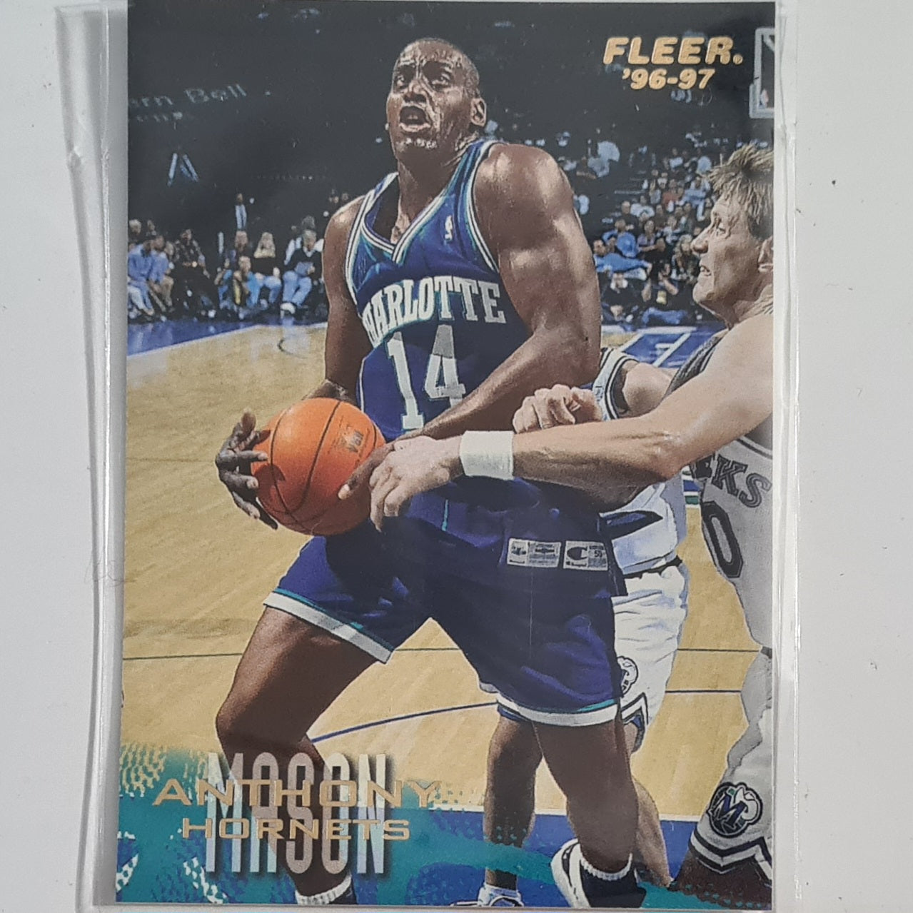 Anthony Mason 1997 Fleer 96-97 #162 NBA Basketball Charlotte Hornets Excellent Sleeved