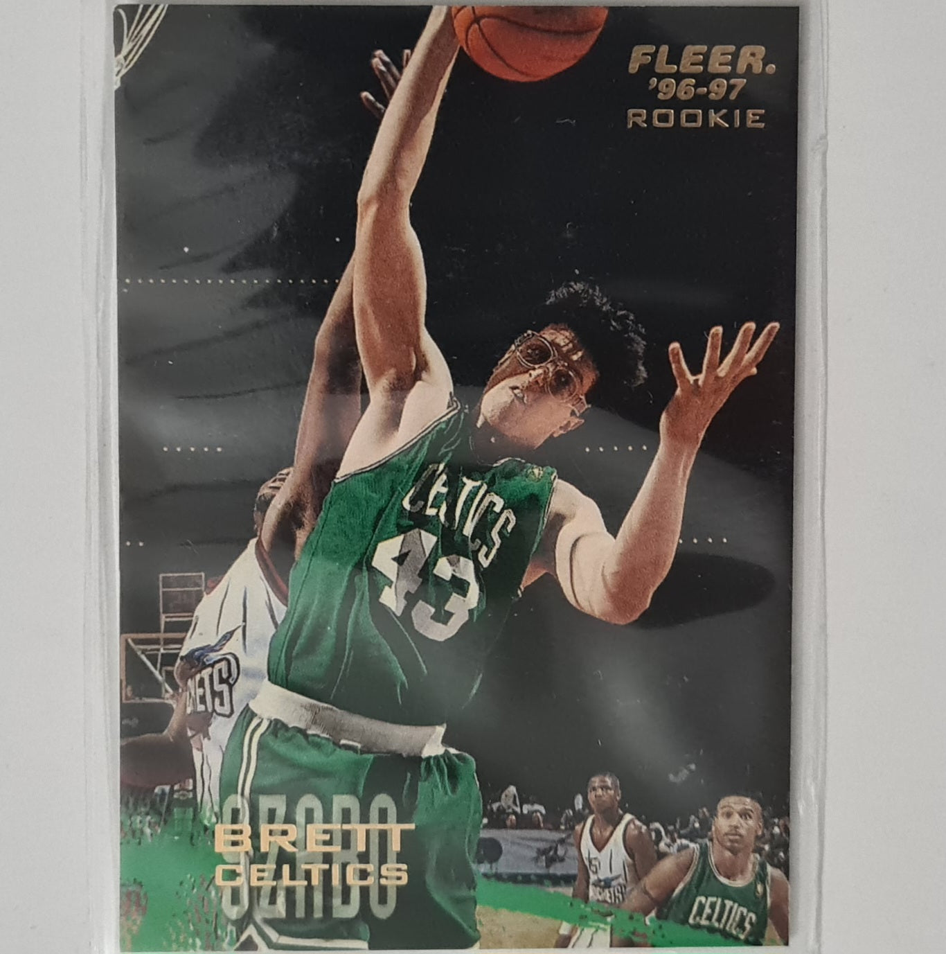 Brett Szabo 1997 Fleer 96-97 Rookie RC #156 NBA Basketball Boston Celtics excellent sleeved