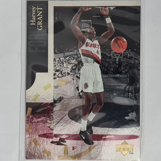 Harvey Grant 1995 Upper-Deck silver foil SE163 NBA Basketball Portland Trail Blazers Excellent