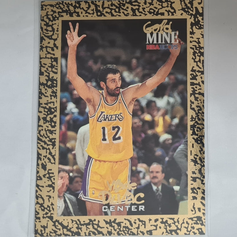 Vlade Divac 1995 Skybox NBA Hoops Goldmine NBA Basketball LA Lakers Excellent Sleeved