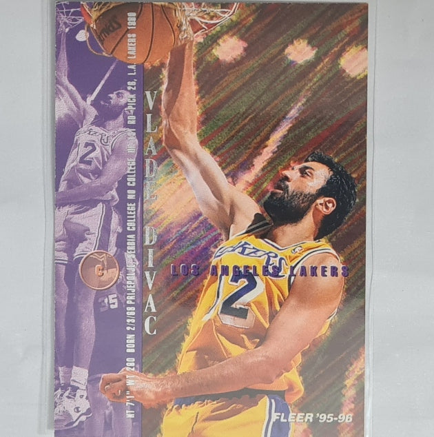 Vlade Divac 1995 Fleer 95-96 #88 NBA Basketball LA Lakers Excellent Sleeved