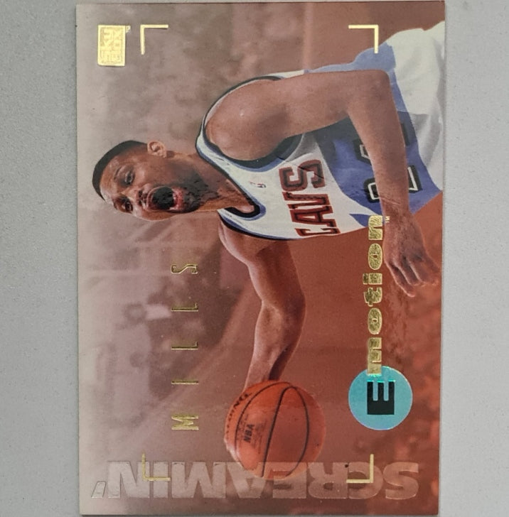 Chris Mills 1995 Skybox Emotion Screamin #16 NBA Basketball Cleveland Cavaliers Excellent