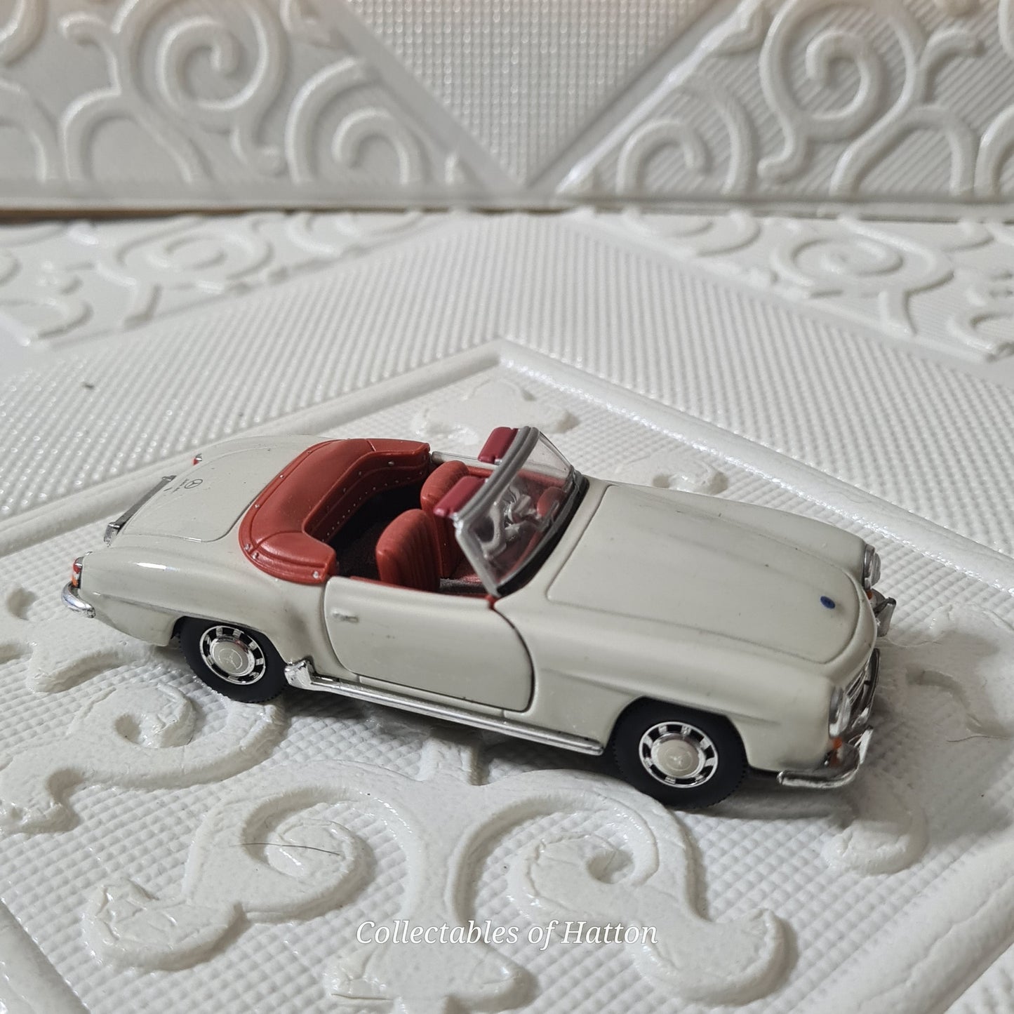 Schuco 1:43 Mercedes-Benz 190sl roadster cabriolet white loose excellent