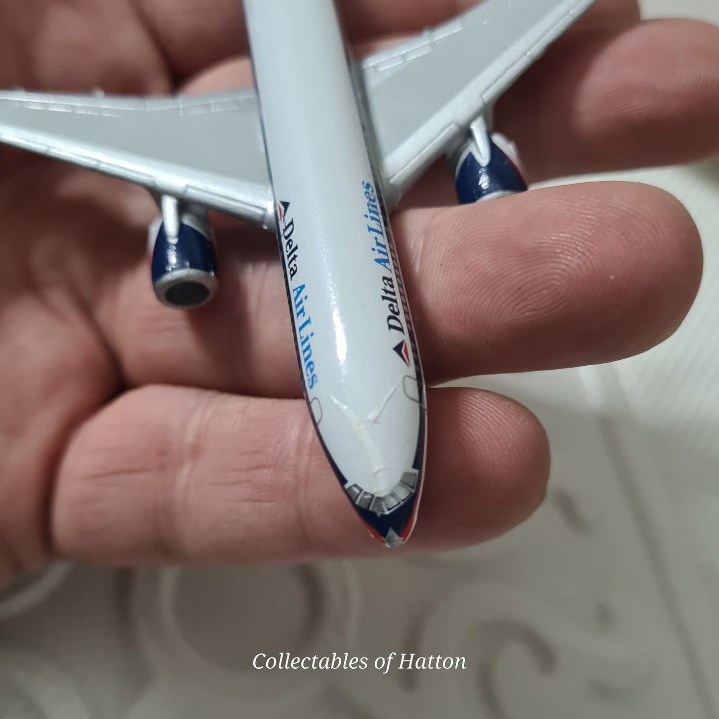 Schabak 1:600 Boeing 777-200 Delta Airlines livery diecast plane boxed vgc