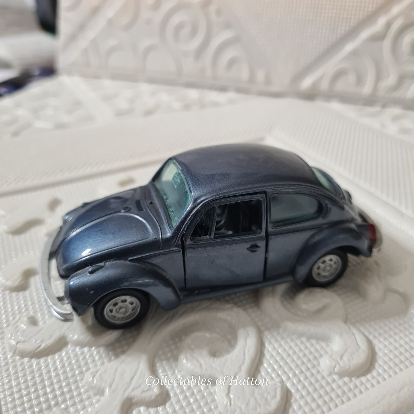 Gama 1:43 VW 1302 Volkswagen Beetle dark metallic blue loose excellent
