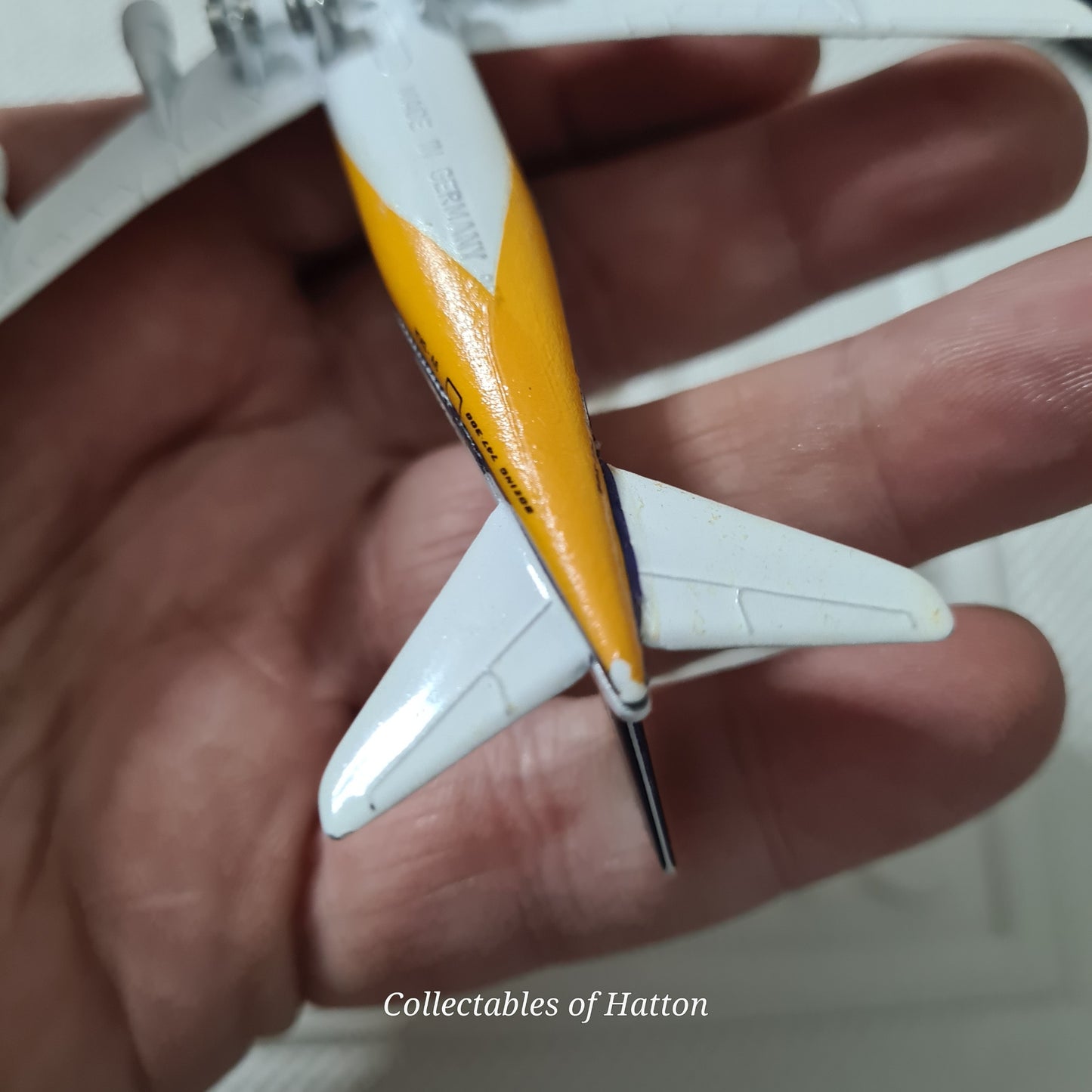 Schabak 1:600 Singapore Airlines Boeing 747-300 diecast plane boxed made in Germany