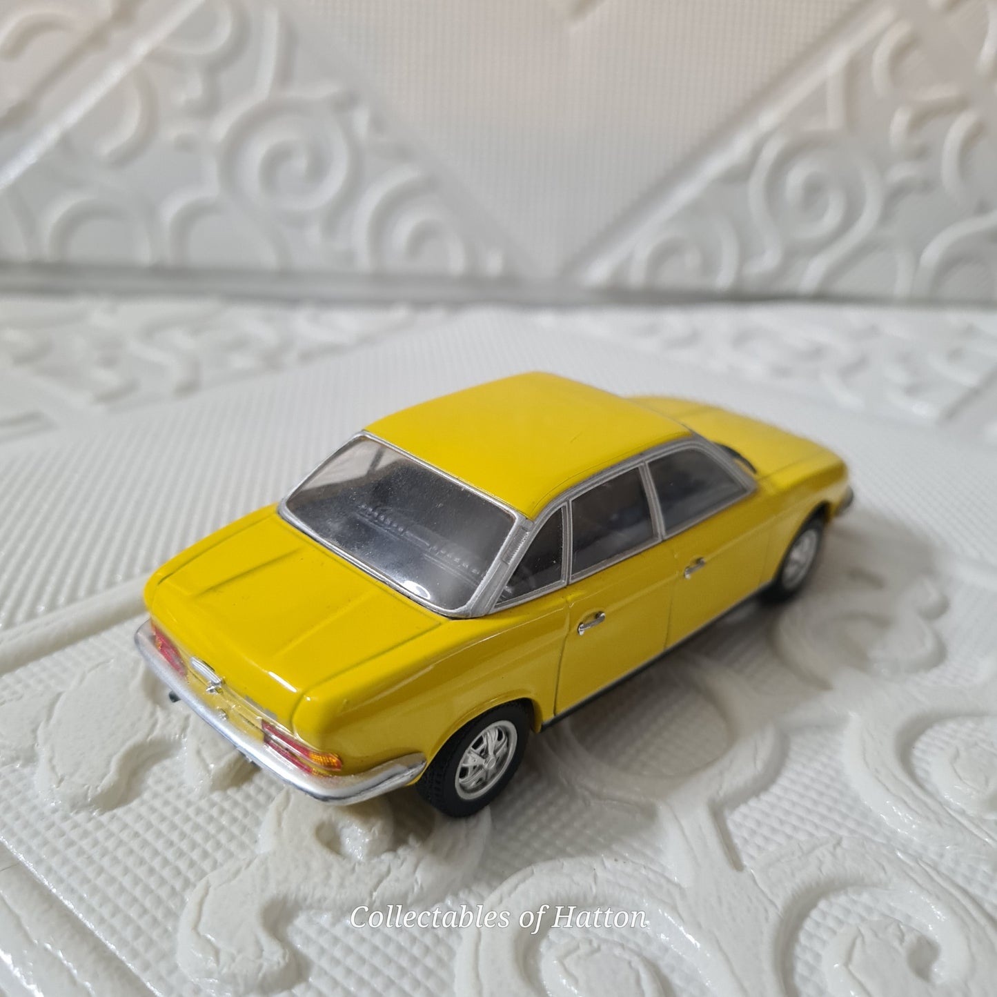 Minichamps 1:43 NSU Ro 80 Yellow loose unboxed Excellent example