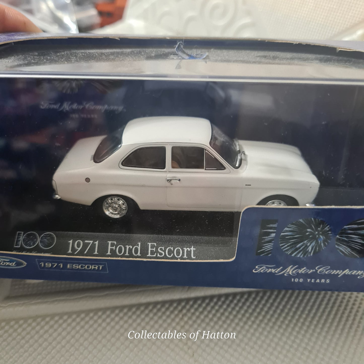 Minichamps 1:43 Ford Escort 1971 mk1 White 100 years ford 2002 boxed excellent