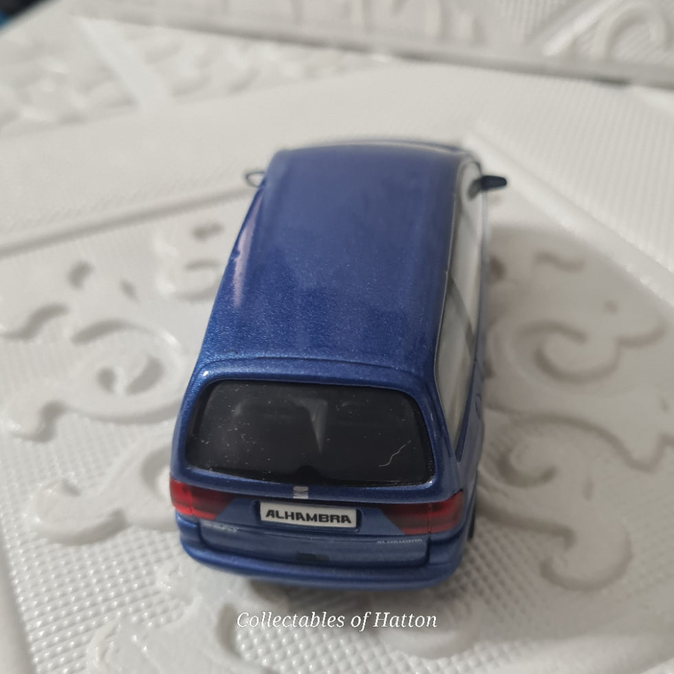 Herpa 1:43 Seat Alhambra diecast model Blue loose Excellent