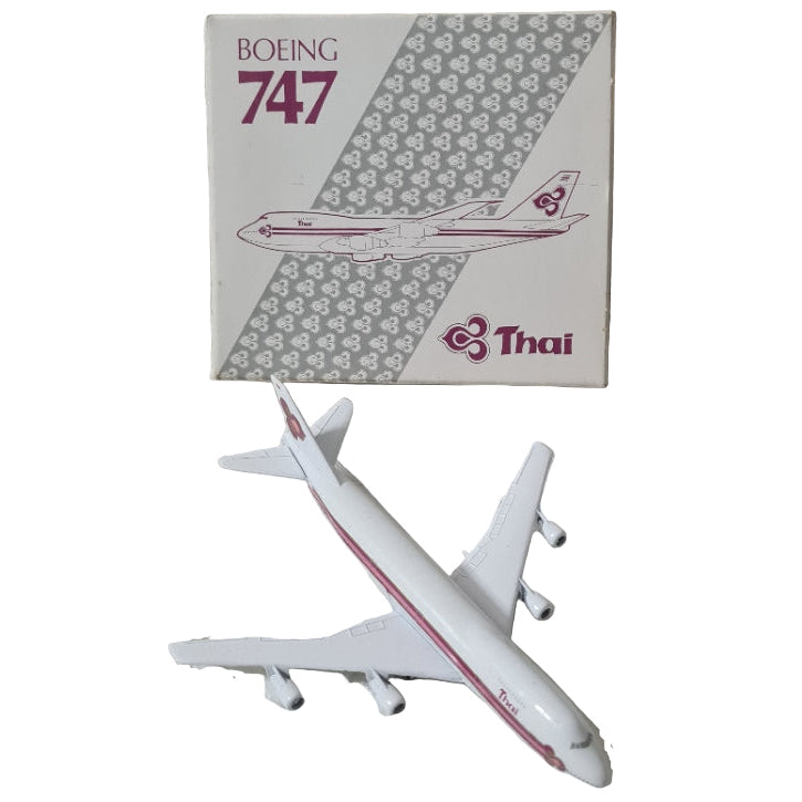 thai airlines boeing 747