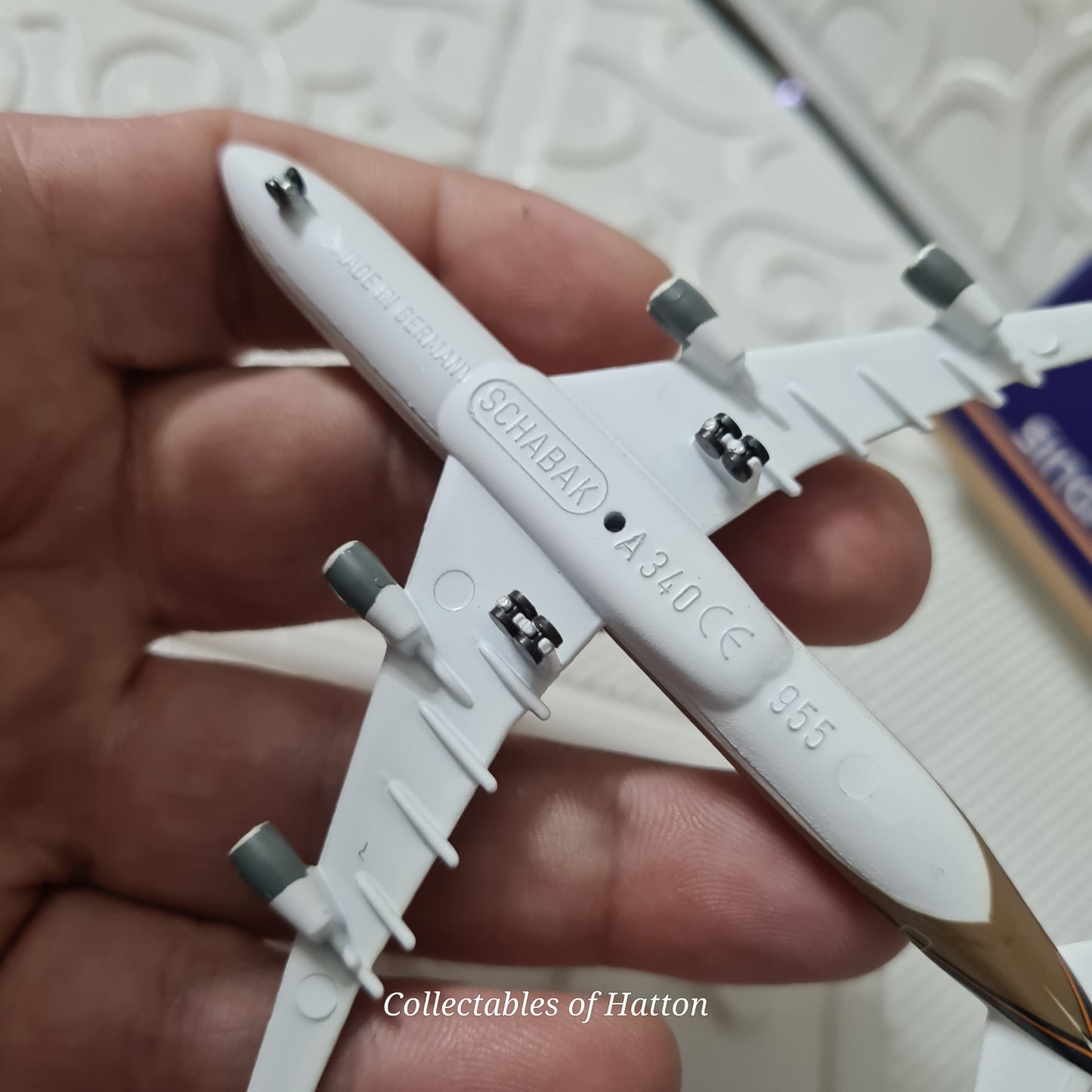 Schabak 1:600 Airbus A340 Singapore Airlines diecast plane boxed made in Germany Excellent 955/51