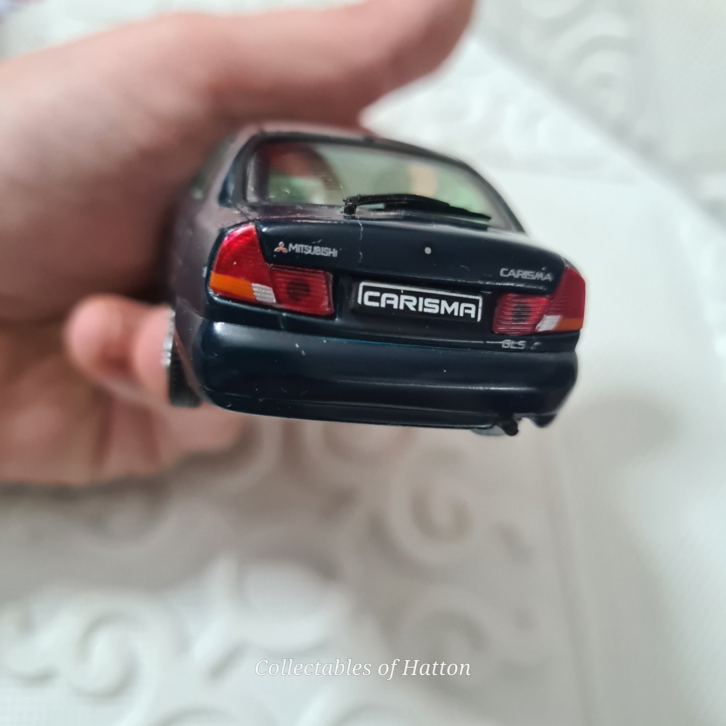 Vitesse 1:43 Mitsubishi Carisma dark blue loose diecast model very good no mirrors