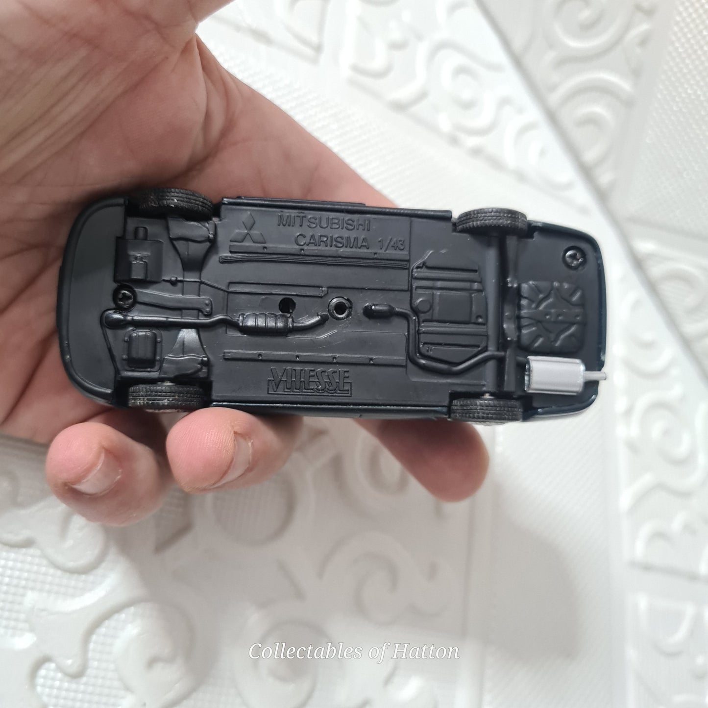 Vitesse 1:43 Mitsubishi Carisma dark blue loose diecast model very good no mirrors