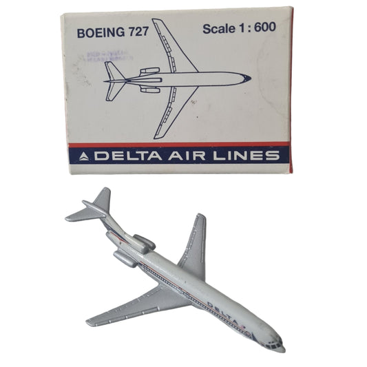 delta airlines boeing 727