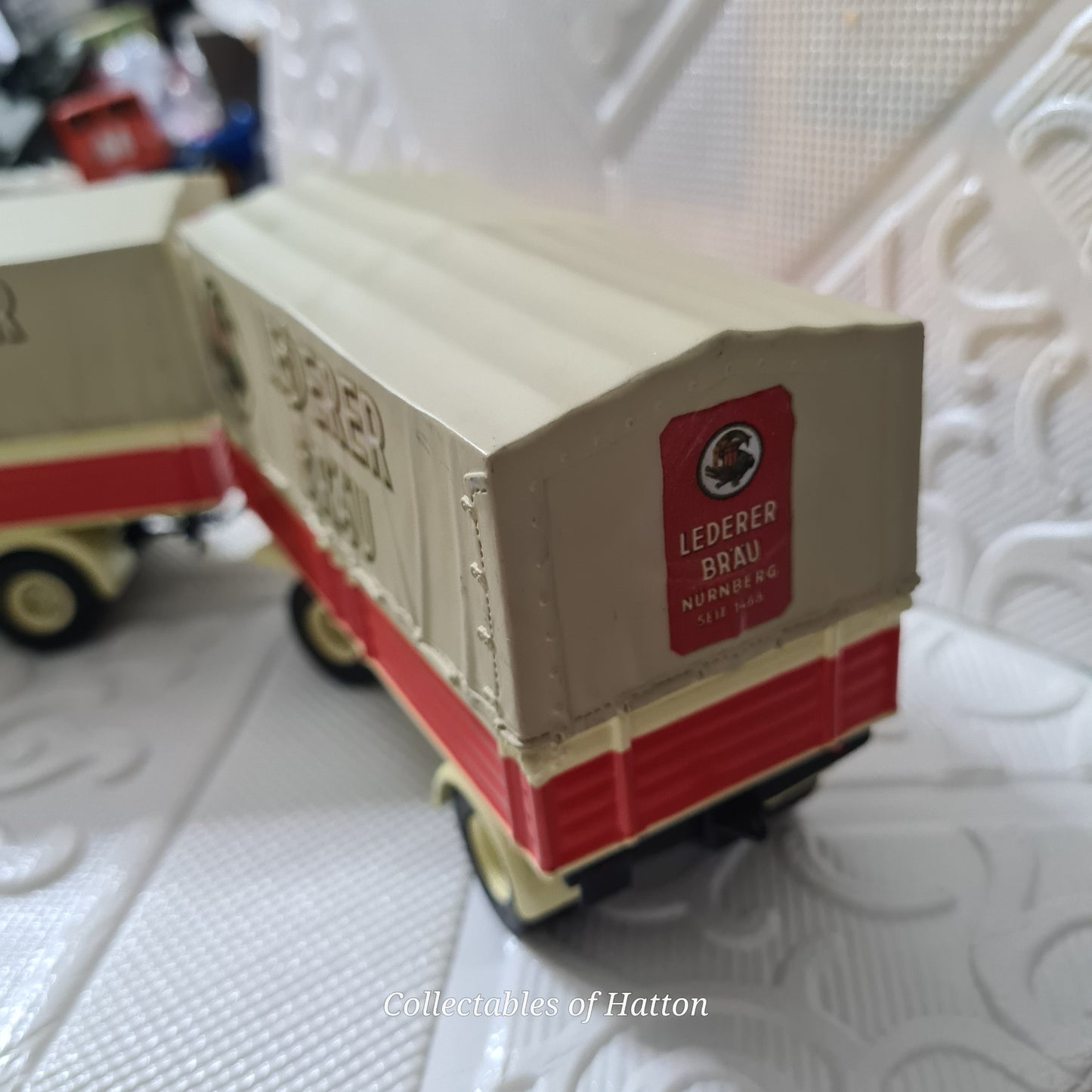 Schuco 1:43 Mercedes-Benz L6600 with Trailer" Lederer Bräu" loose stunning truck model