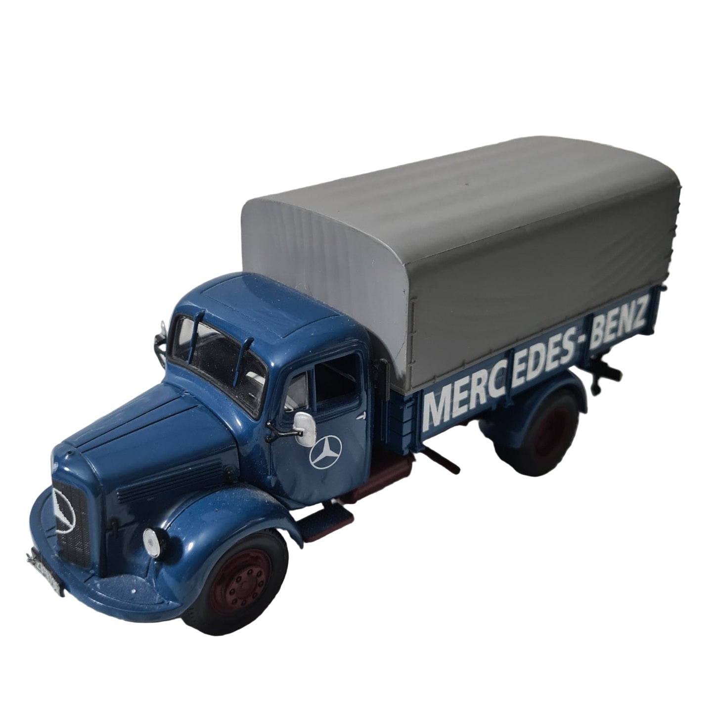 minichamps mercedes truck