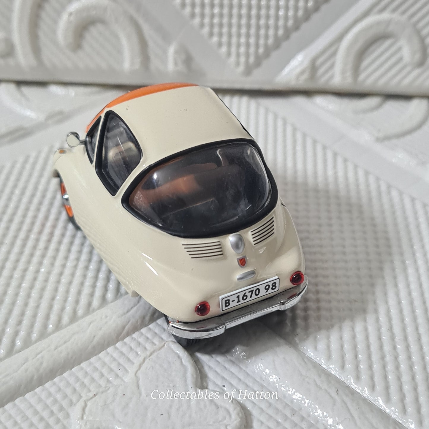 IXO models CLC067 1:43 Iso Isetta 1953 mint loose stunning example