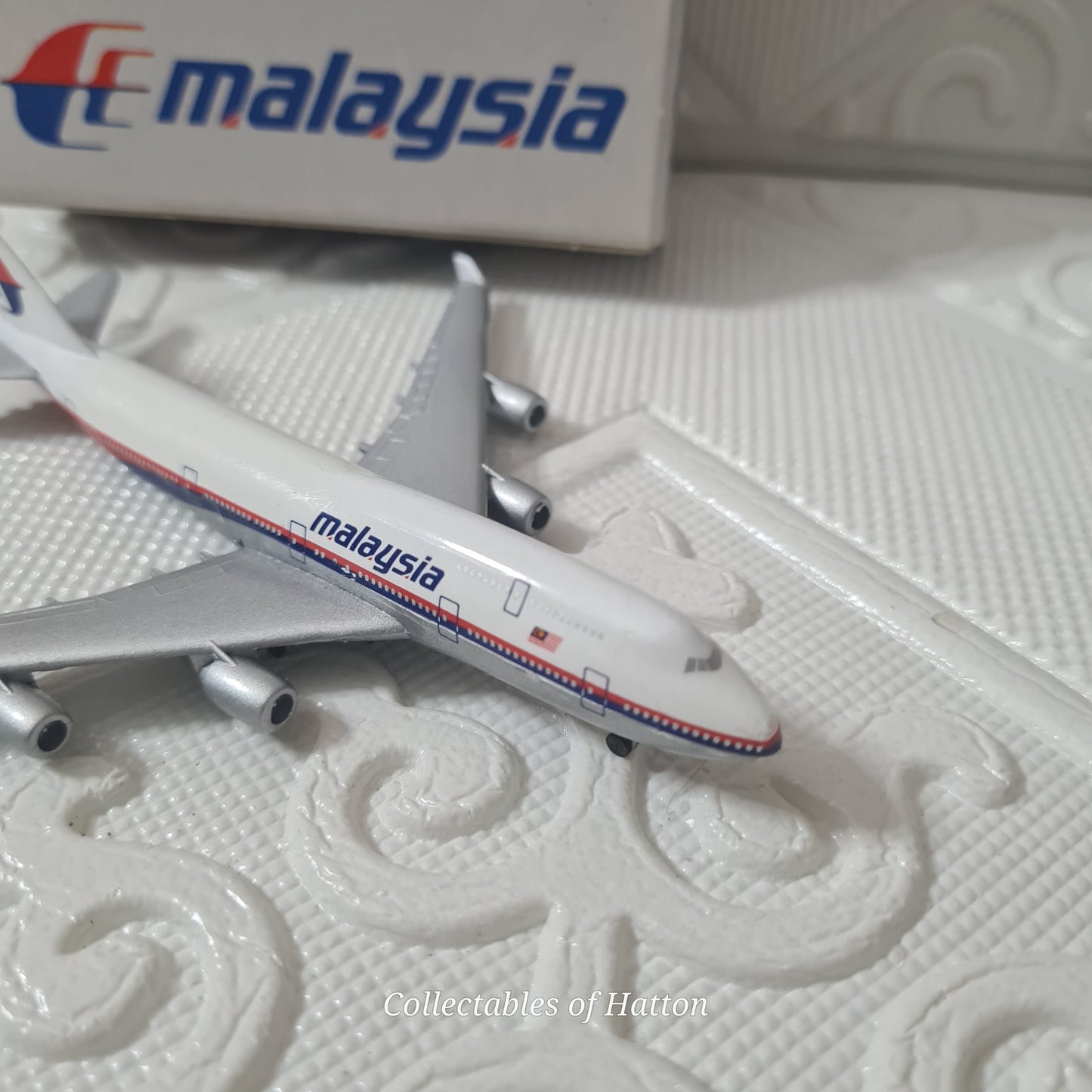 Schabak 1:600 Boeing 747-400 Malaysia  diecast plane boxed made in Germany boxed 921/65