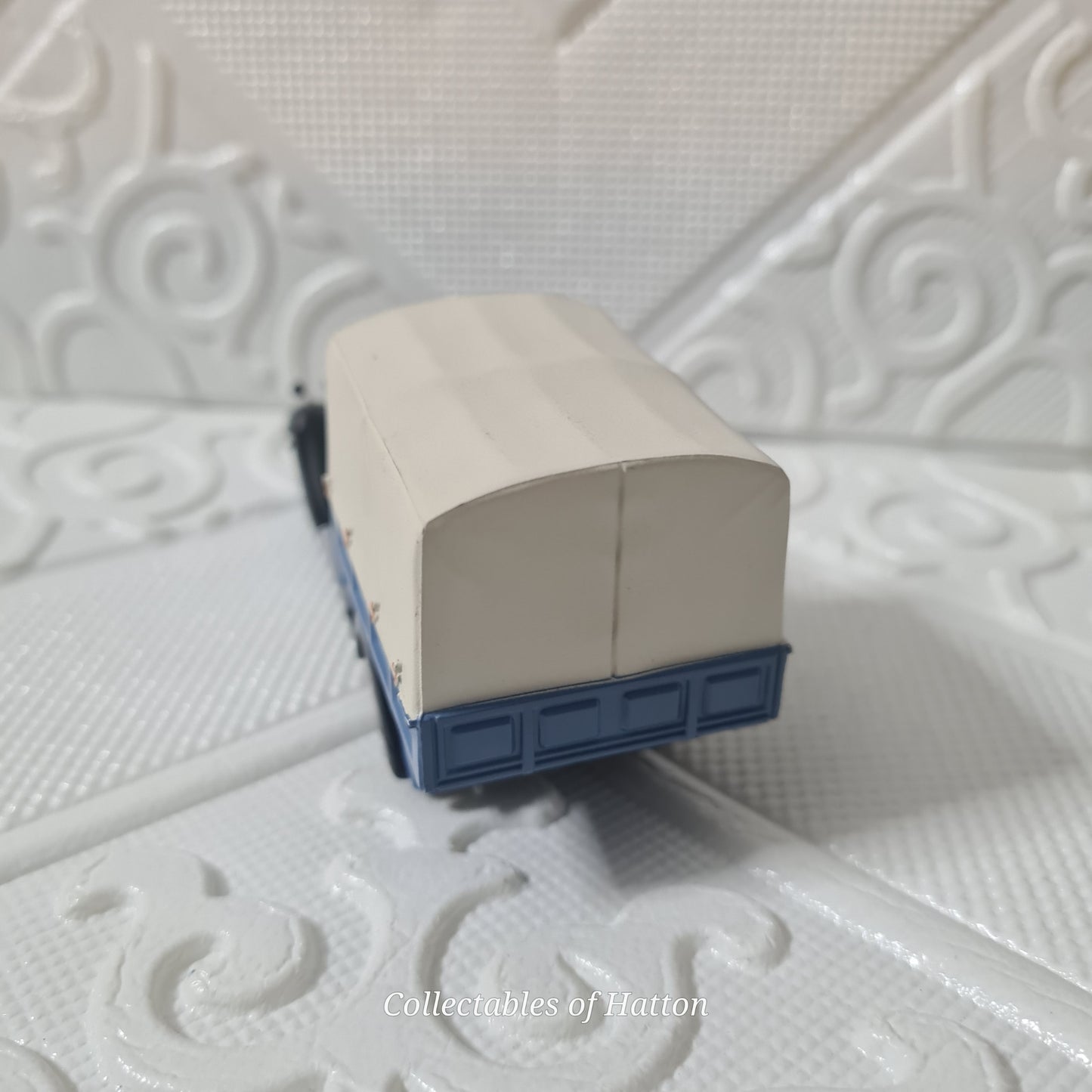 Schuco 1:43 Mercedes 170v canvas backed truck 1936 loose diecast model excellent example