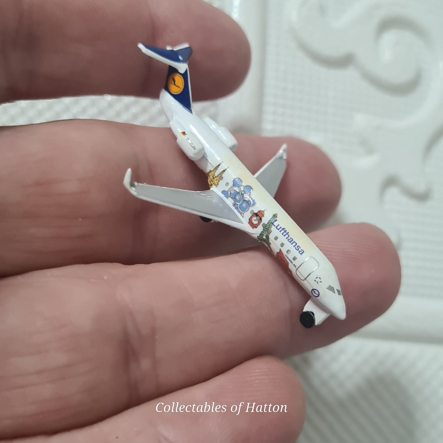 Schabak 1:600 Lufthansa Canadair jet "little Europe" rare boxed Germany made diecast plane