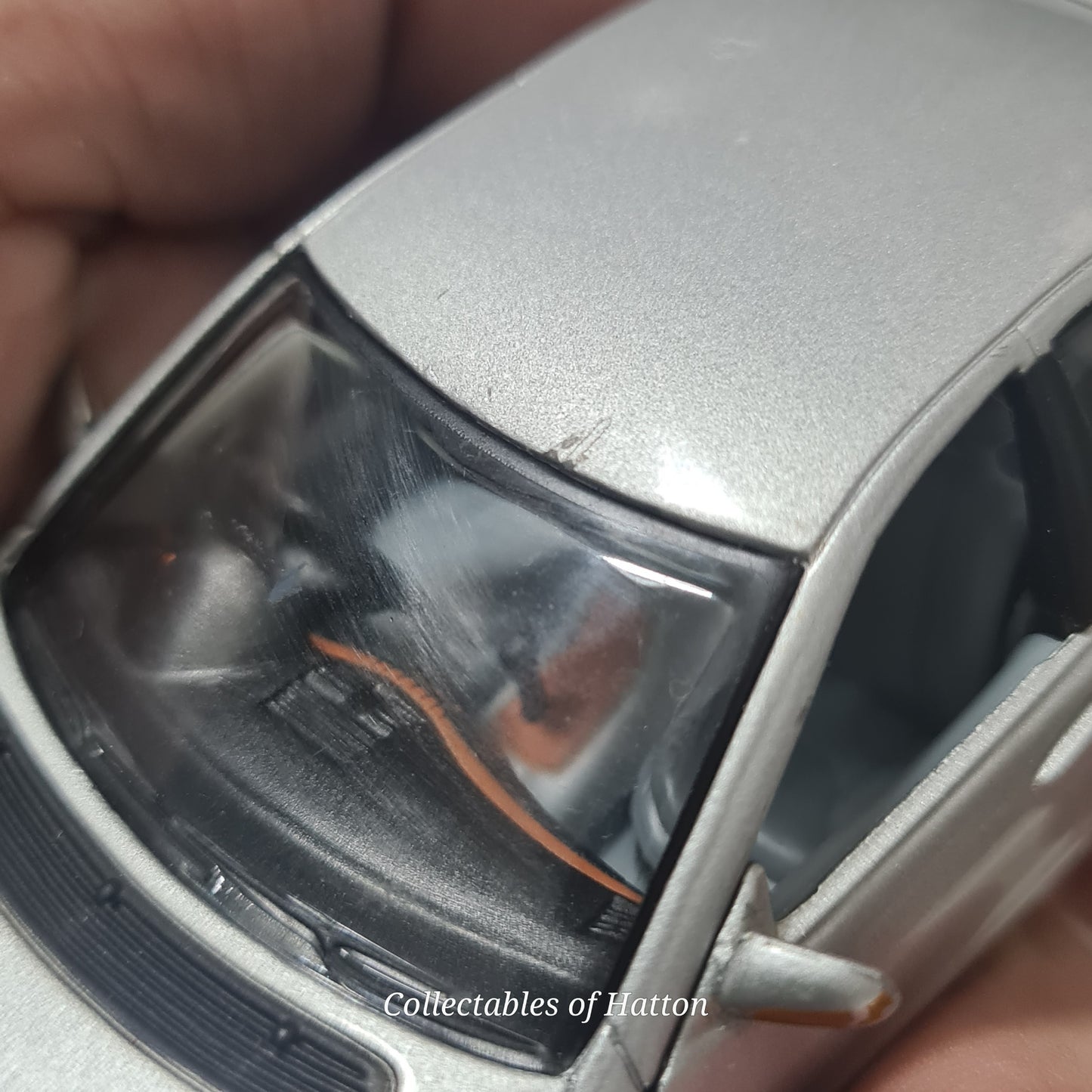 Corgi 1:43 2003  Mercedes-Benz S500 silver loose diecast very good-excellent