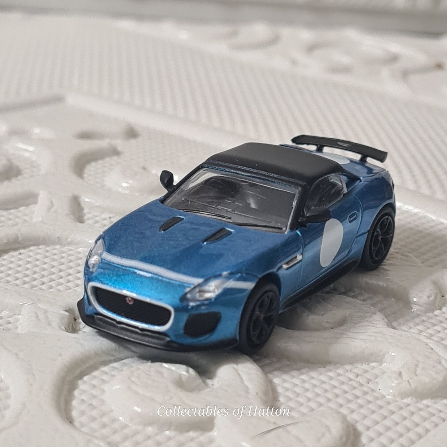 Oxford Diecast 1:76 Jaguar F-Type project met Blue diecast loose excellent