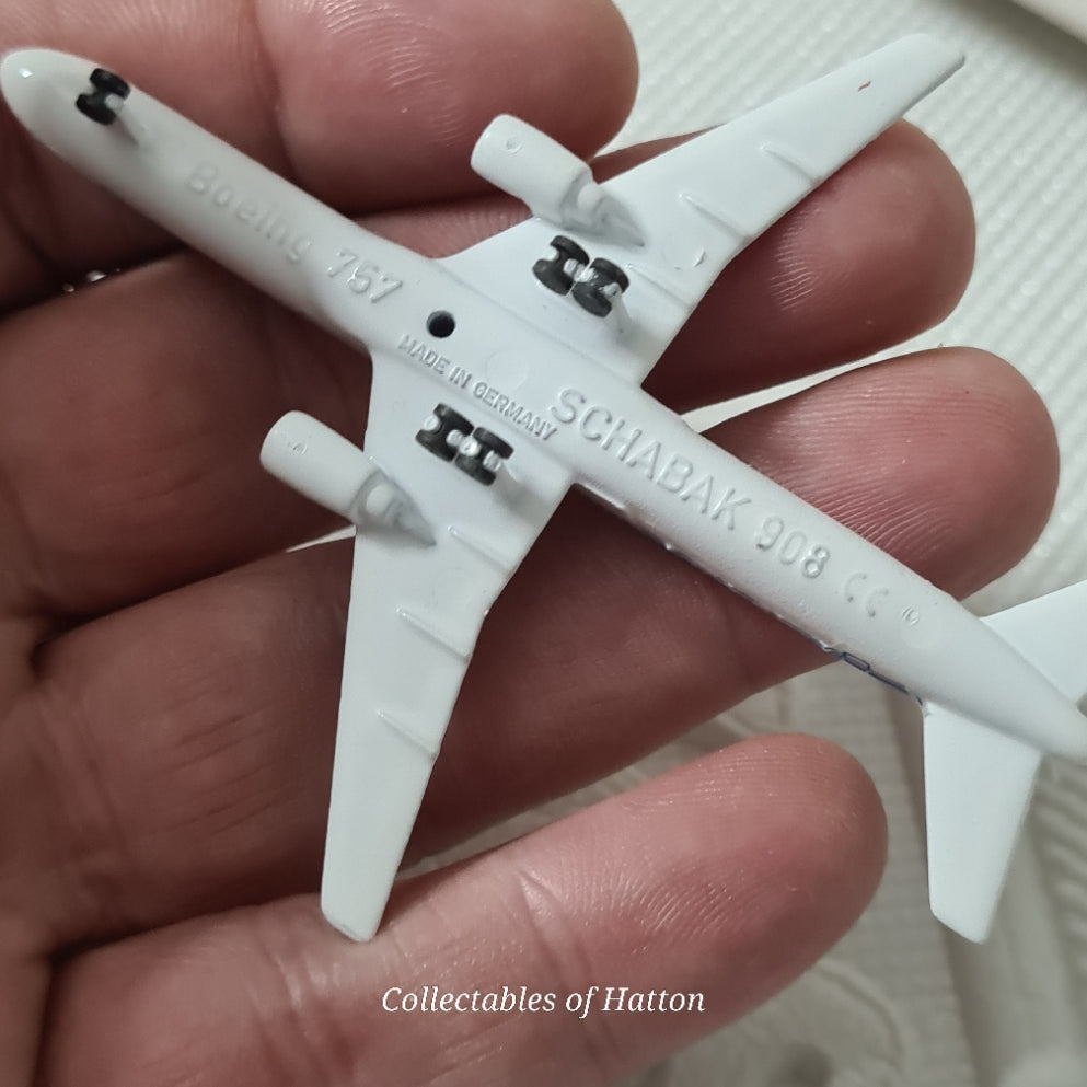 Schabak 1:600 Boeing 757 Icelandair  Germany made diecast plane excellent