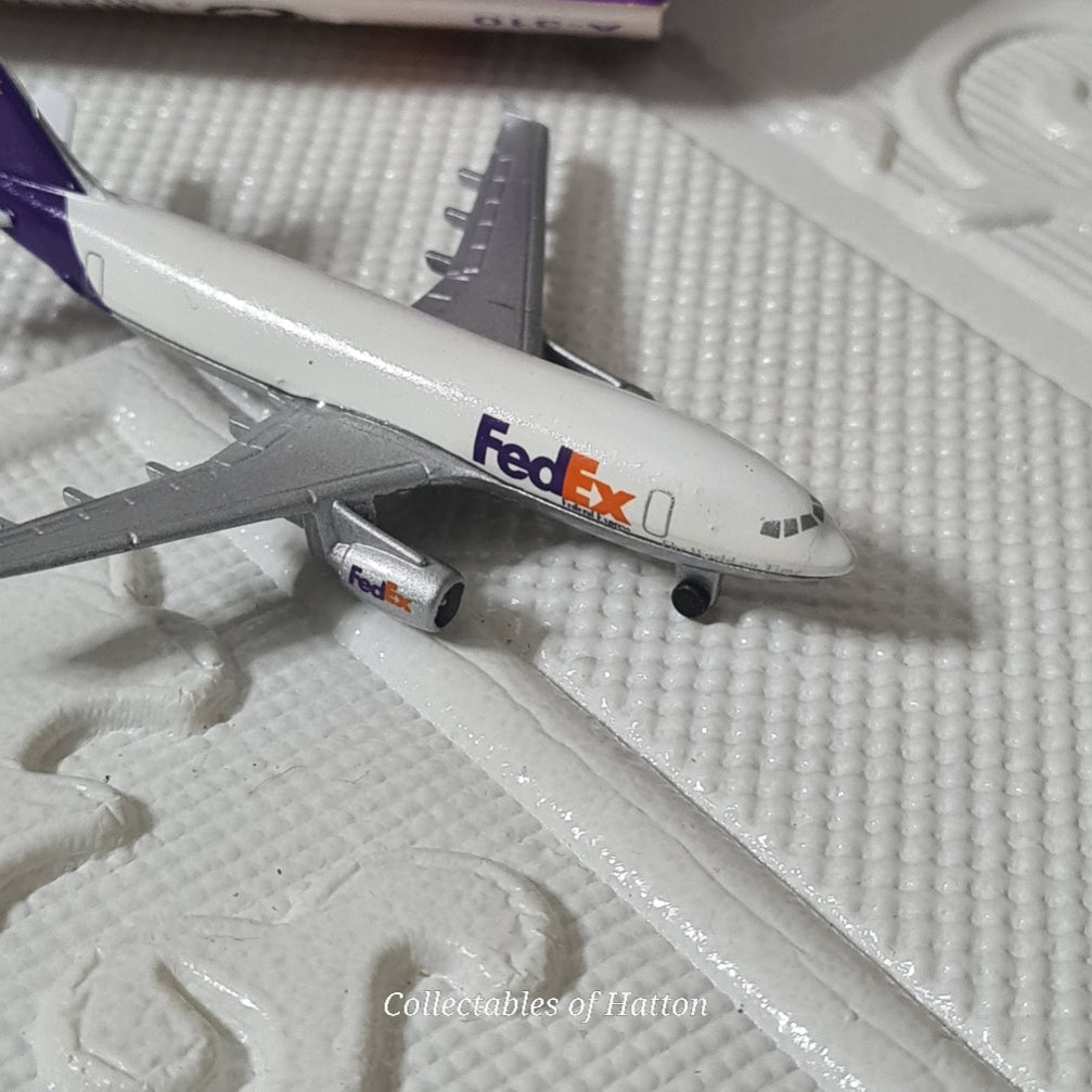 Schabak 1:600 Airbus A-310 FEDEX Federal Express Germany  diecast plane boxed 923/66