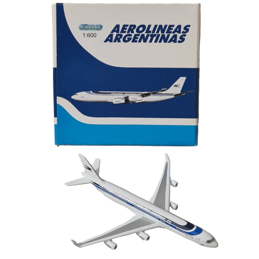 AIRBUS AEROLINEAS MODEL SCHABAK PLANE