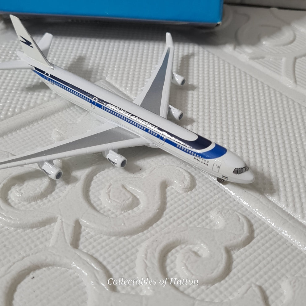 Schabak 1:600 Airbus A-340 Aerolineas Argentinas Germany diecast plane boxed 955/76