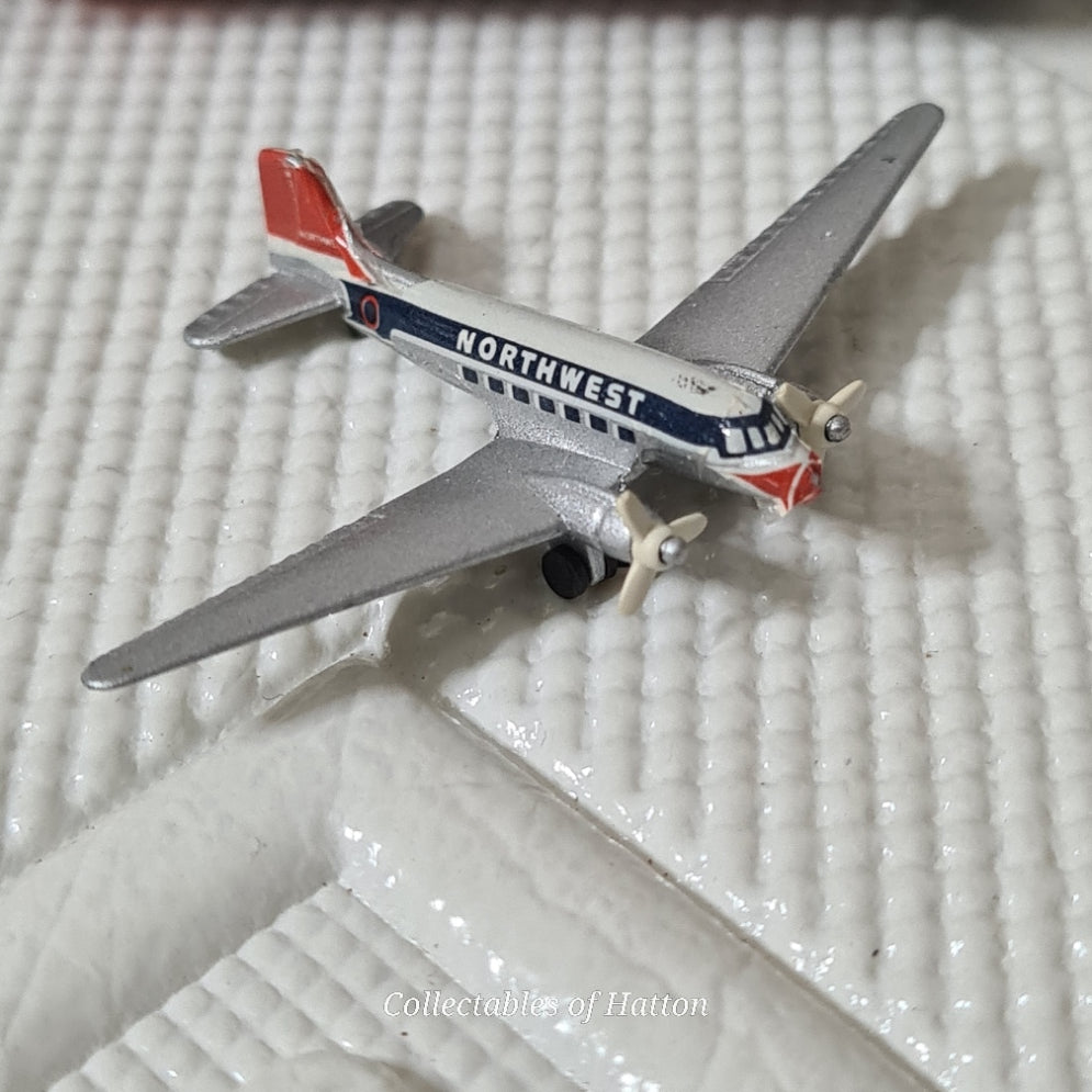 Schabak 1:600 Douglas DC-3 Northwest Germany diecast plane boxed 932/37