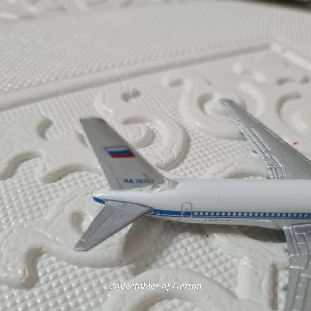 Schabak 1:600 Boeing 767-300 Russian international airlines Germany diecast plane boxed 927/139