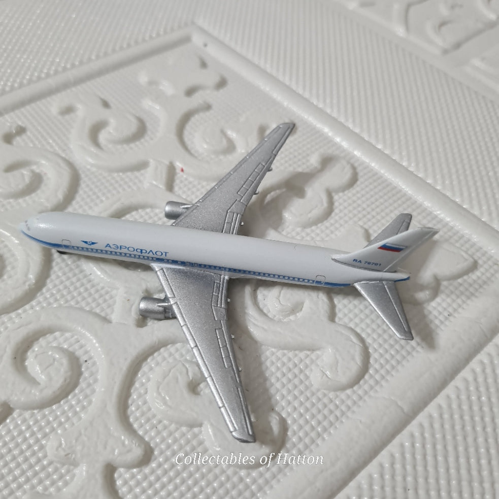 Schabak 1:600 Boeing 767-300 Russian international airlines Germany diecast plane boxed 927/139