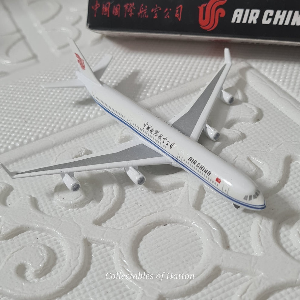 Schabak 1:600 Airbus A-340 Air China Germany diecast plane boxed 955/77