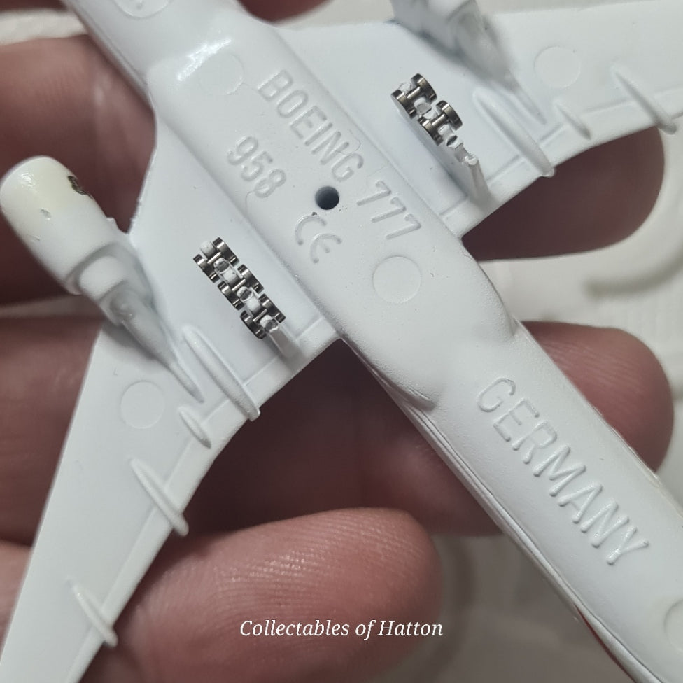 Schabak 1:600 Boeing 777 Emirates Germany diecast plane boxed 928/117