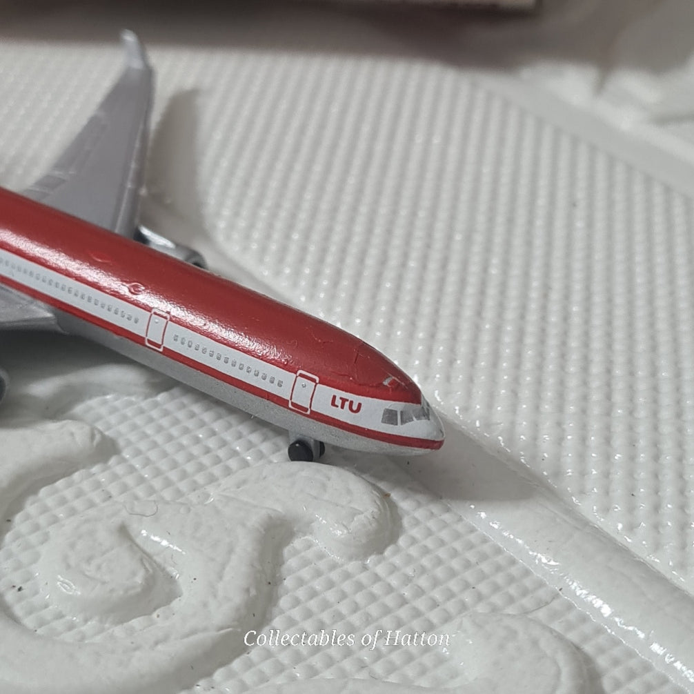 Schabak 1:600 MD-11 McDonnell Douglass LTU Germany diecast plane boxed 943/30